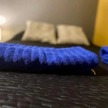 Huttu 2 - Ihqu Kaksio Mahtavalla Sijainnilla Apartamento *