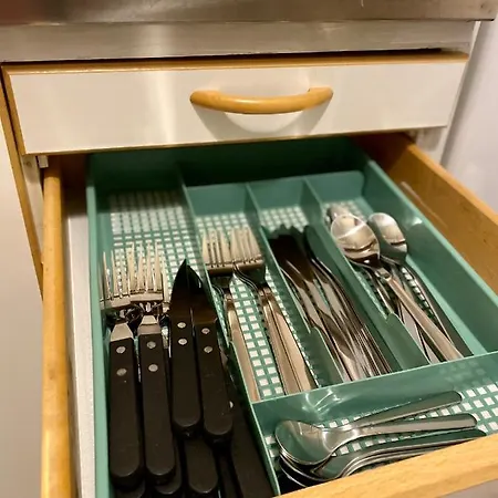 Apartment Huttu 2 - Ihqu Kaksio Mahtavalla Sijainnilla Iisalmi