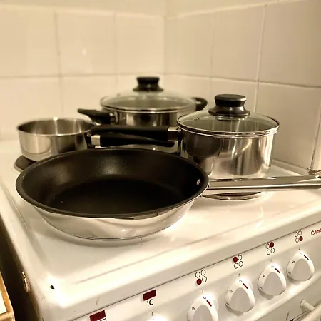 Huttu 2 - Ihqu Kaksio Mahtavalla Sijainnilla Iisalmi