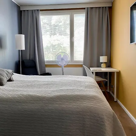 Apartment Huttu 2 - Ihqu Kaksio Mahtavalla Sijainnilla Iisalmi